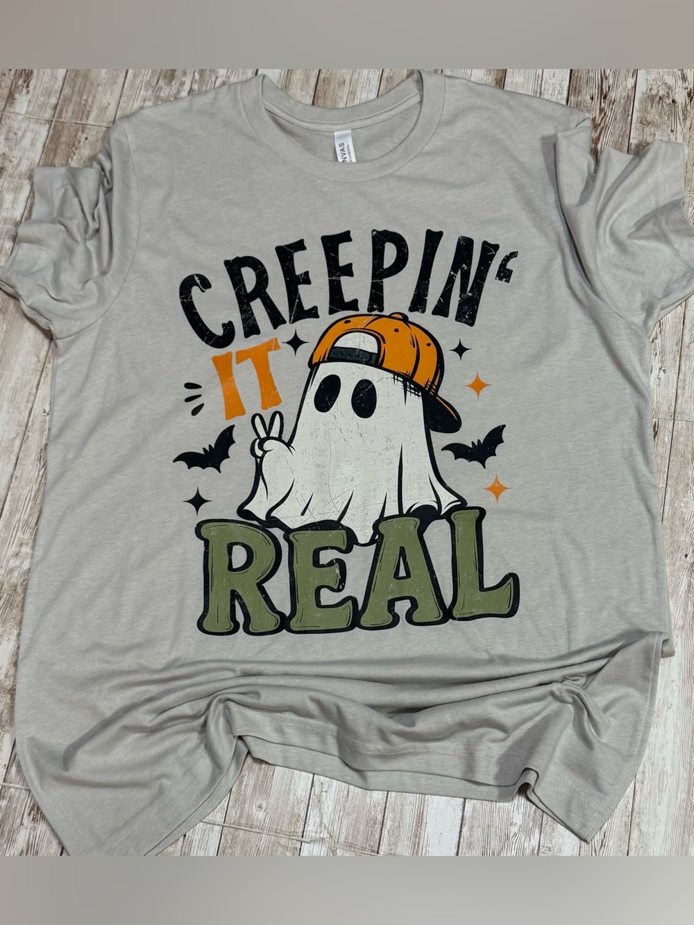 Light Beige “Creepin' It Real' Ghost Graphic Tee Shirt Large
